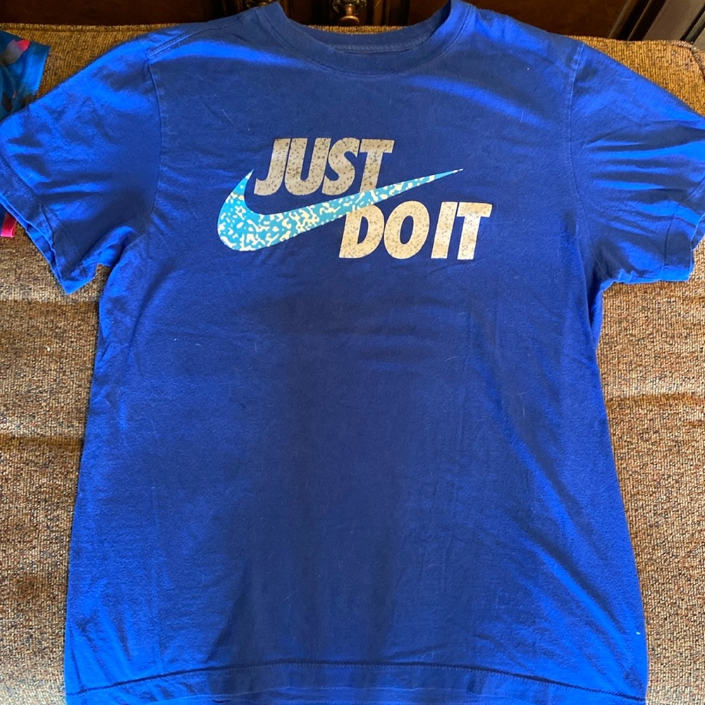 Men’s Nike “Just Do It” Blue t-shirt, size Small